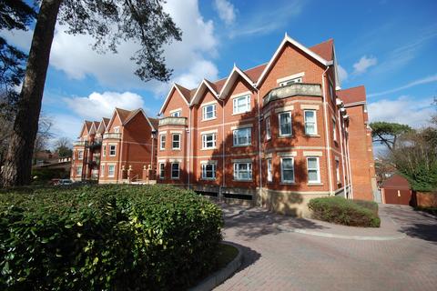 2 bedroom flat to rent, Knyverton Road, Bournemouth,