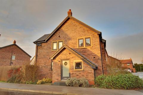 4 bedroom detached house for sale, Romney Drive, Beverley