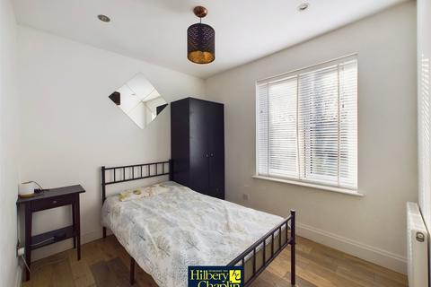 3 Brampstead, Basildon, SS15 6QU