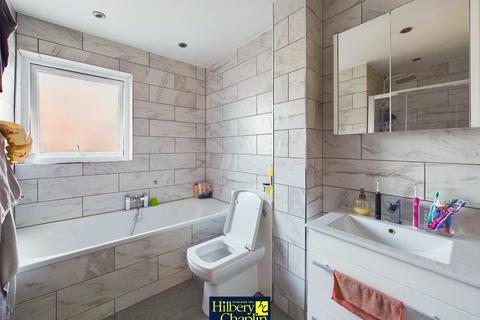 3 Brampstead, Basildon, SS15 6QU