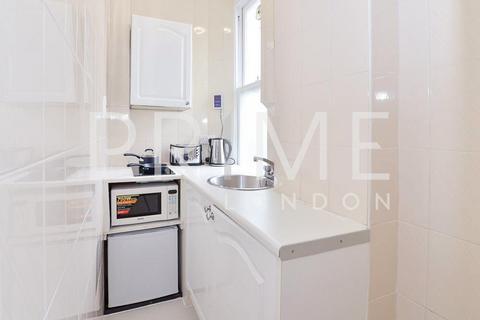 1 bedroom apartment to rent, 39 Hill Street, London W1J