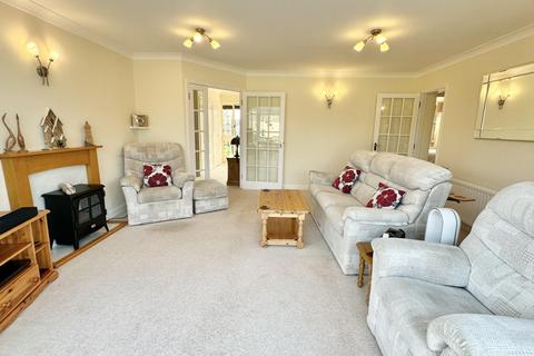 4 bedroom bungalow for sale, Moor Lea, Braunton EX33