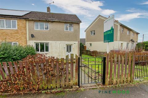 3 bedroom semi-detached house for sale, Cornwall Drive, Chesterfield S43