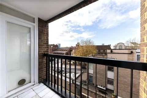 3 bedroom apartment to rent, Clarence Terrace, London, NW1