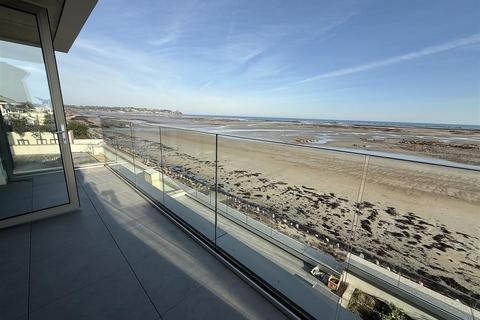 3 bedroom penthouse to rent, Grouville - REN078