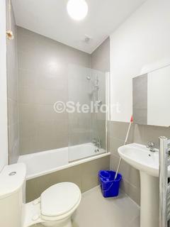 2 bedroom flat to rent, Junction Road, London, N19