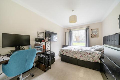 2 bedroom apartment for sale, Dawsmere Close, Camberley GU15