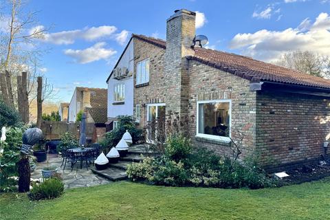 undefined, Warbank Lane, Kingston Upon Thames KT2