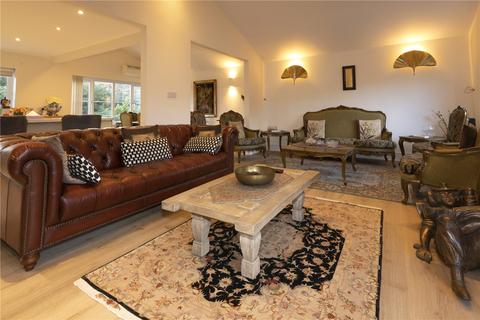 undefined, Warbank Lane, Kingston Upon Thames KT2