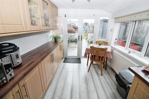 2 bedroom terraced house for sale, Marfleet Lane, Hull