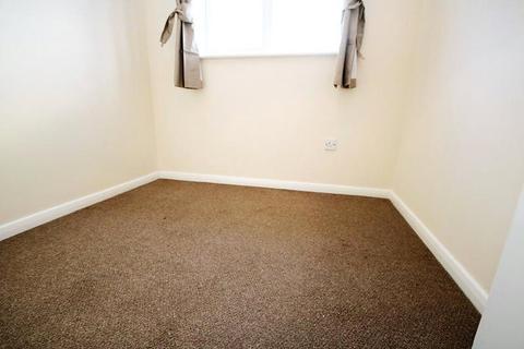 3 bedroom end of terrace house to rent, Primula Way, Chelmsford, CM1