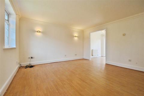 3 bedroom end of terrace house to rent, Primula Way, Chelmsford, CM1