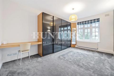 2 bedroom flat to rent, Finchley Road, London, NW2