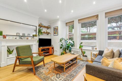 1 bedroom flat to rent, Auriol Road, London W14