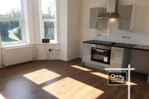 2 bedroom flat to rent, Winchester Road, SOUTHAMPTON SO16