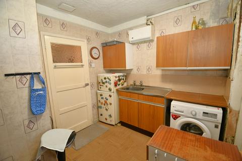 1 bedroom flat for sale, Devon Close, Silverton House Devon Close, M6