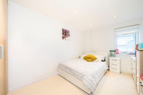 2 bedroom apartment for sale, Fairthorn Road, Charlton, SE7