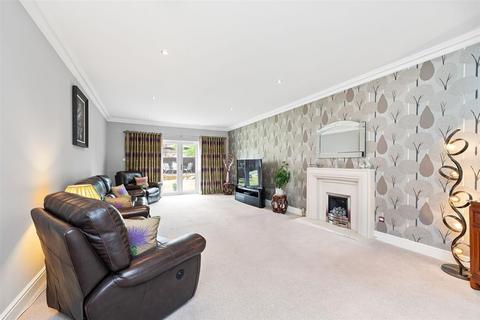 5 bedroom detached house for sale, James Young Road, Bathgate