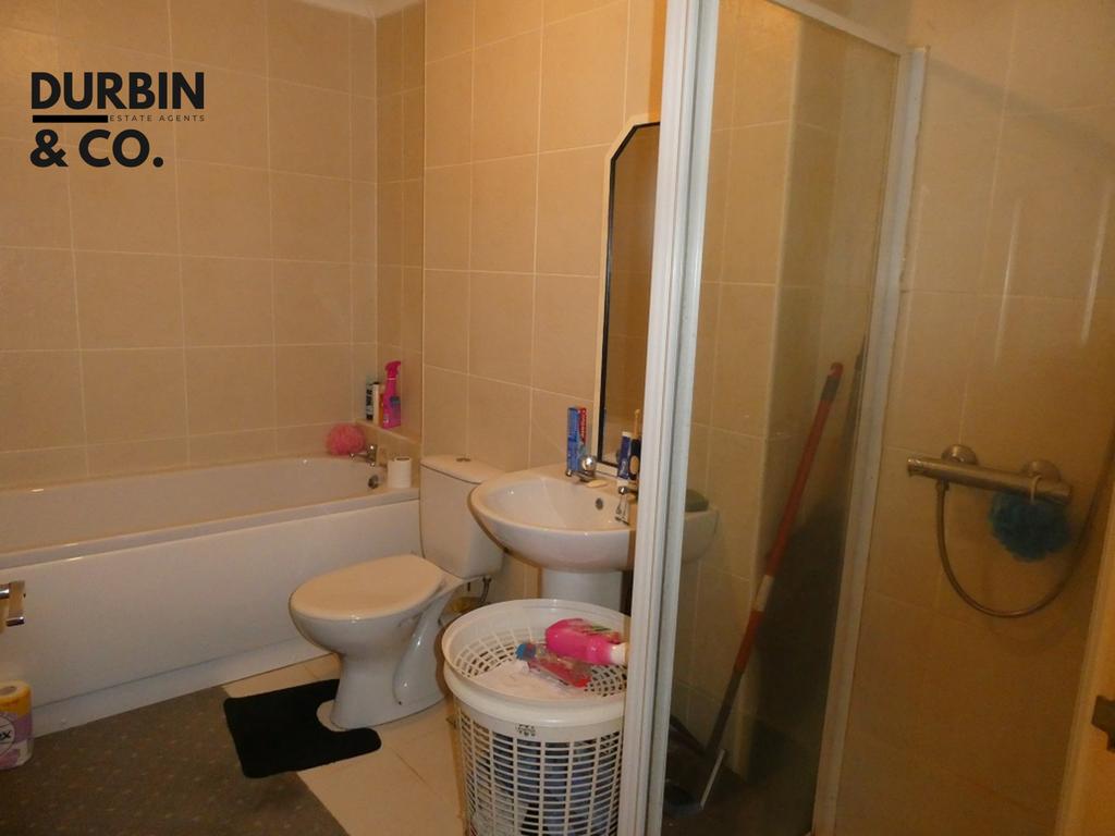 A-flat2taffvale.bath1.JPG