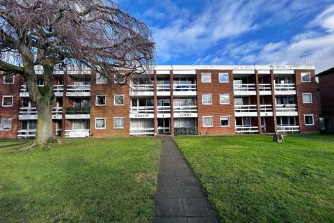 2 bedroom flat to rent, Willow Court, St. Peters Park Road, Broadstairs