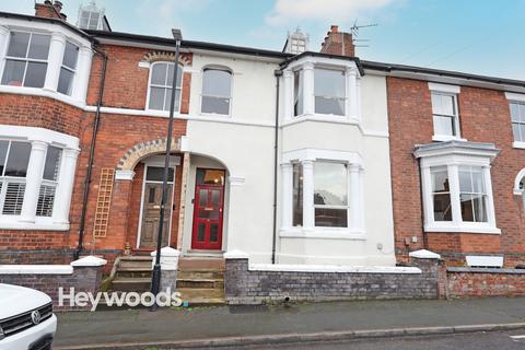 4 bedroom townhouse to rent, Northesk Street, Stone, Staffordshire