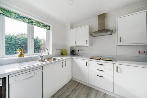 2 bedroom apartment for sale, Lansdown Road, Gloucestershire GL51