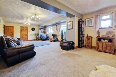 4 bedroom detached house for sale, Marsh Road, Leonard Stanley