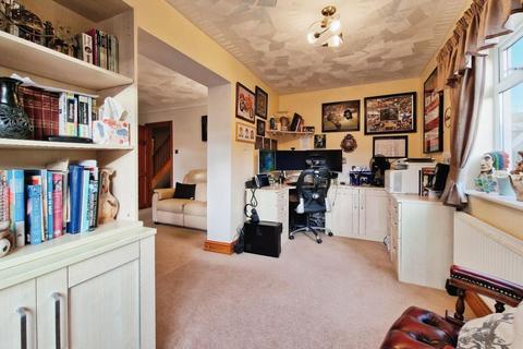 4 bedroom detached house for sale, Marsh Road, Leonard Stanley