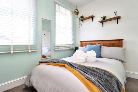 1 bedroom flat for sale, Immediate to Bristol City Centre.