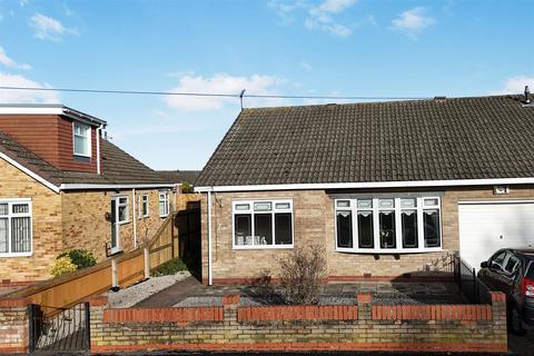 2 bedroom semi-detached bungalow for sale, Wheatcroft Avenue, Willerby, Hull