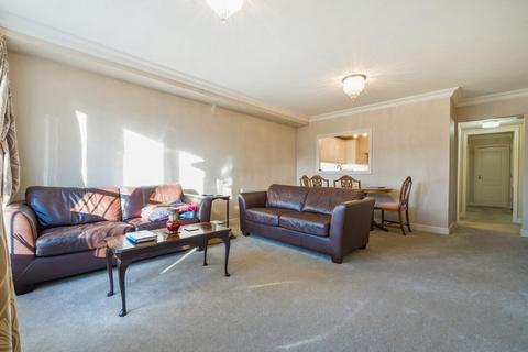 2 bedroom flat for sale, The Alders, West Wickham