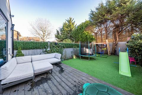 4 bedroom terraced house for sale, Pentney Road, Wimbledon