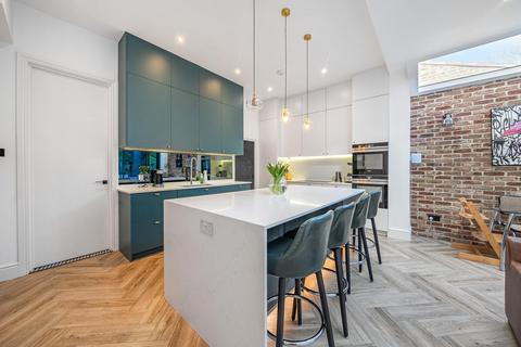6 Pentney Road, London, SW19 4JE
