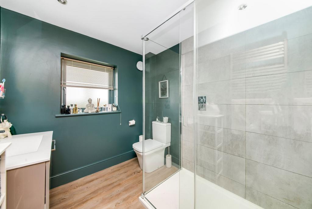Bedroom one en suite shower room