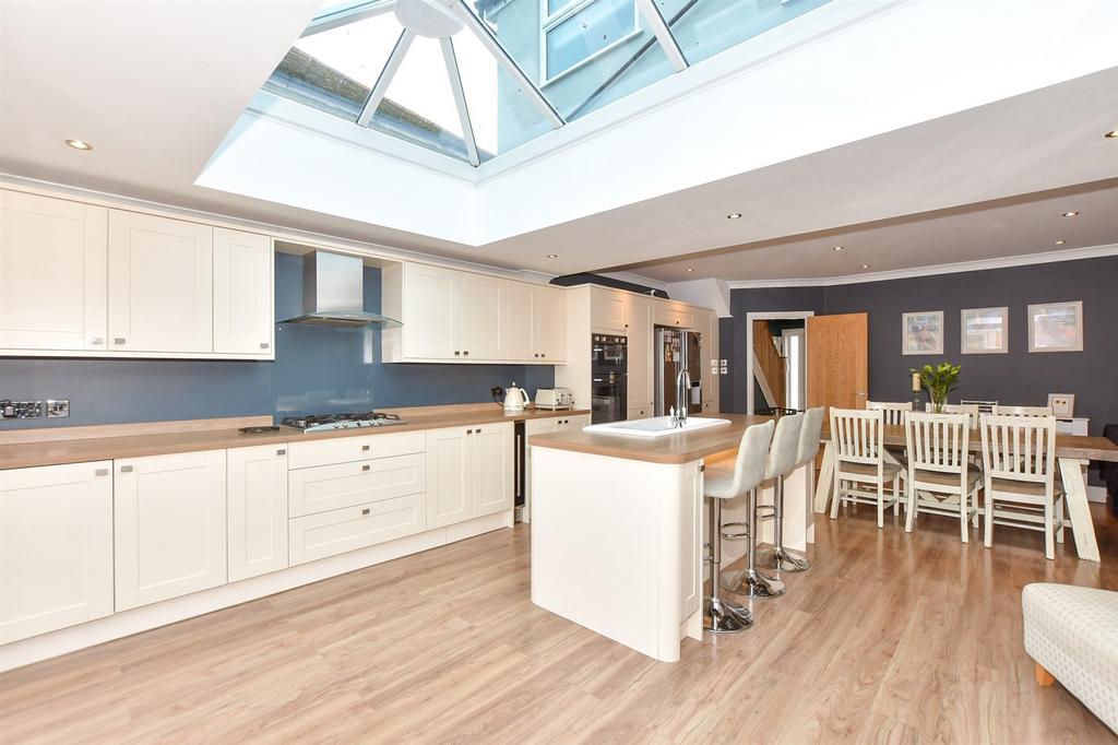 Kitchen/ Diner