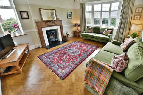 Frondeg Station Road, Trevor, Llangollen, LL20 7TP