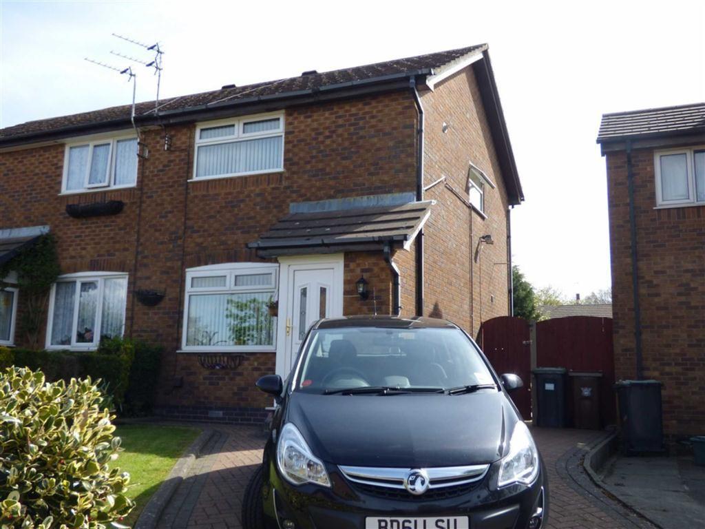 Appleton Drive, Shirebrook Park, Glossop 2 bed semidetached house £