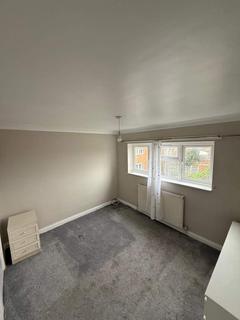 3 bedroom terraced house to rent, Barn Mead, Harlow, Essex