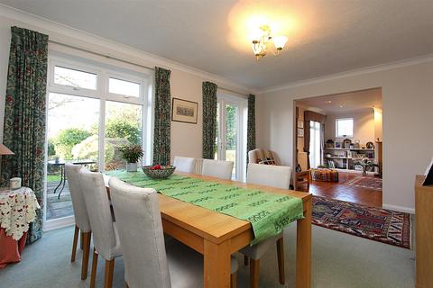 4 bedroom detached house for sale, The Beeches, Banstead