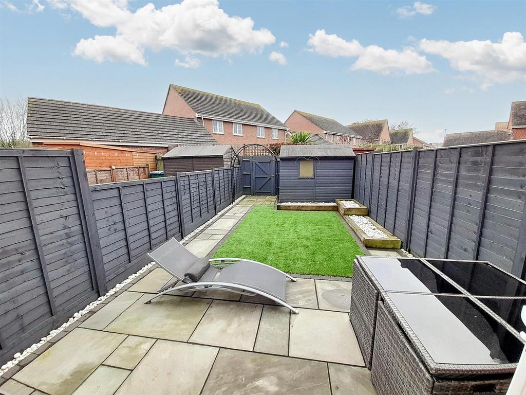 Rear garden 3 new.jpg