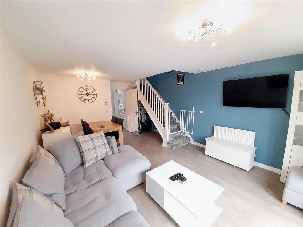 Living room new.jpg
