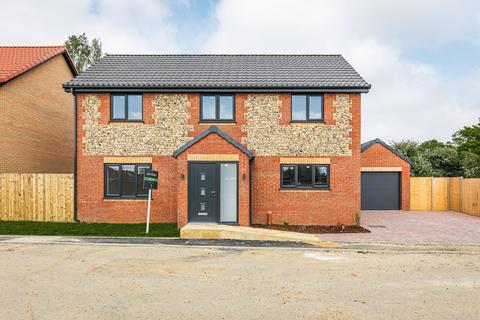 4 bedroom detached house for sale, Last two plots remaining