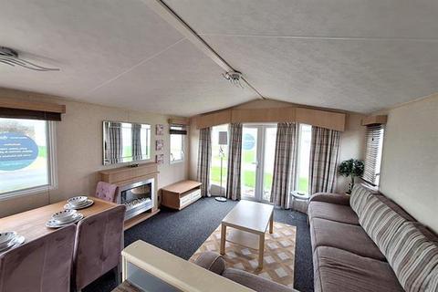 2 bedroom static caravan for sale, Whitecliff Bay Holiday Park