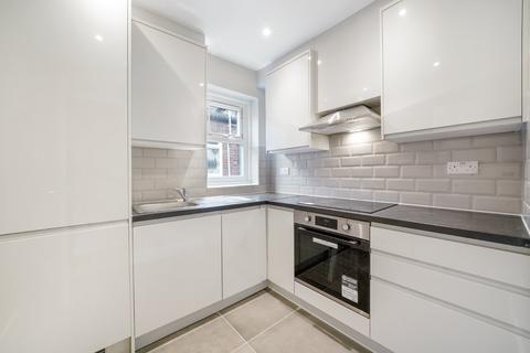 2 bedroom apartment to rent, Osborne Road, London, NW2