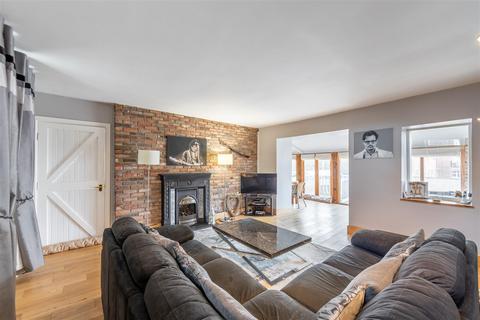 3 bedroom end of terrace house for sale, Wansbeck Street, Morpeth NE61