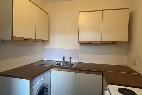 1 bedroom flat for sale, Main Street, Dundee, DD3