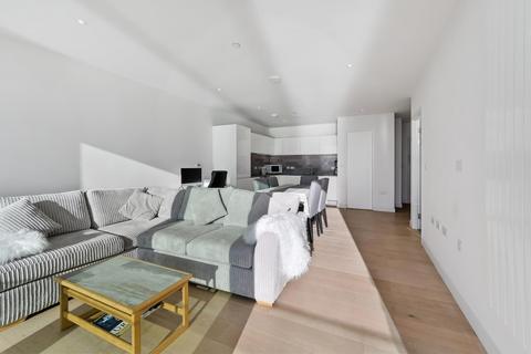 1 bedroom apartment to rent, Liner House, Royal Wharf, London, E16