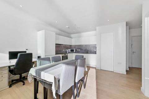 1 bedroom apartment to rent, Liner House, Royal Wharf, London, E16