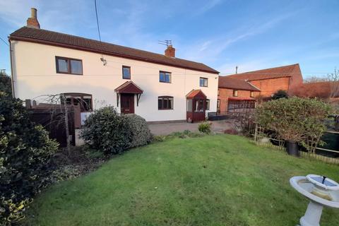 5 bedroom cottage for sale, High Street, East Ferry, Gainsborough