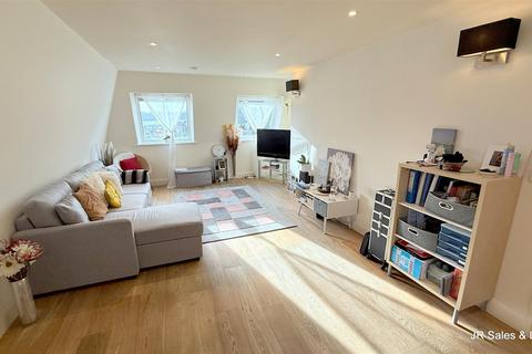 1 bedroom flat for sale, Bridge House, Station Road, Cuffley